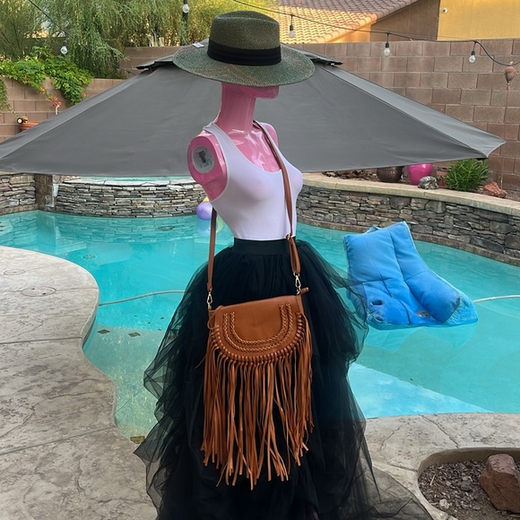 Handbags - NWT BOHO CHIC FRINGE MSGR BAG